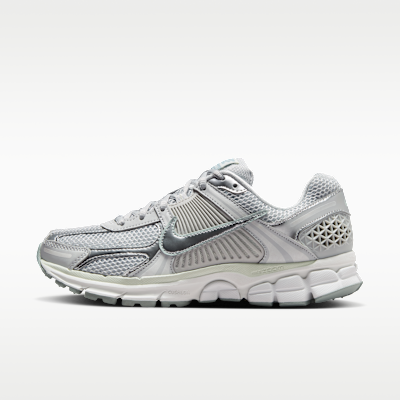 W+NIKE+ZOOM+VOMERO+5.png
